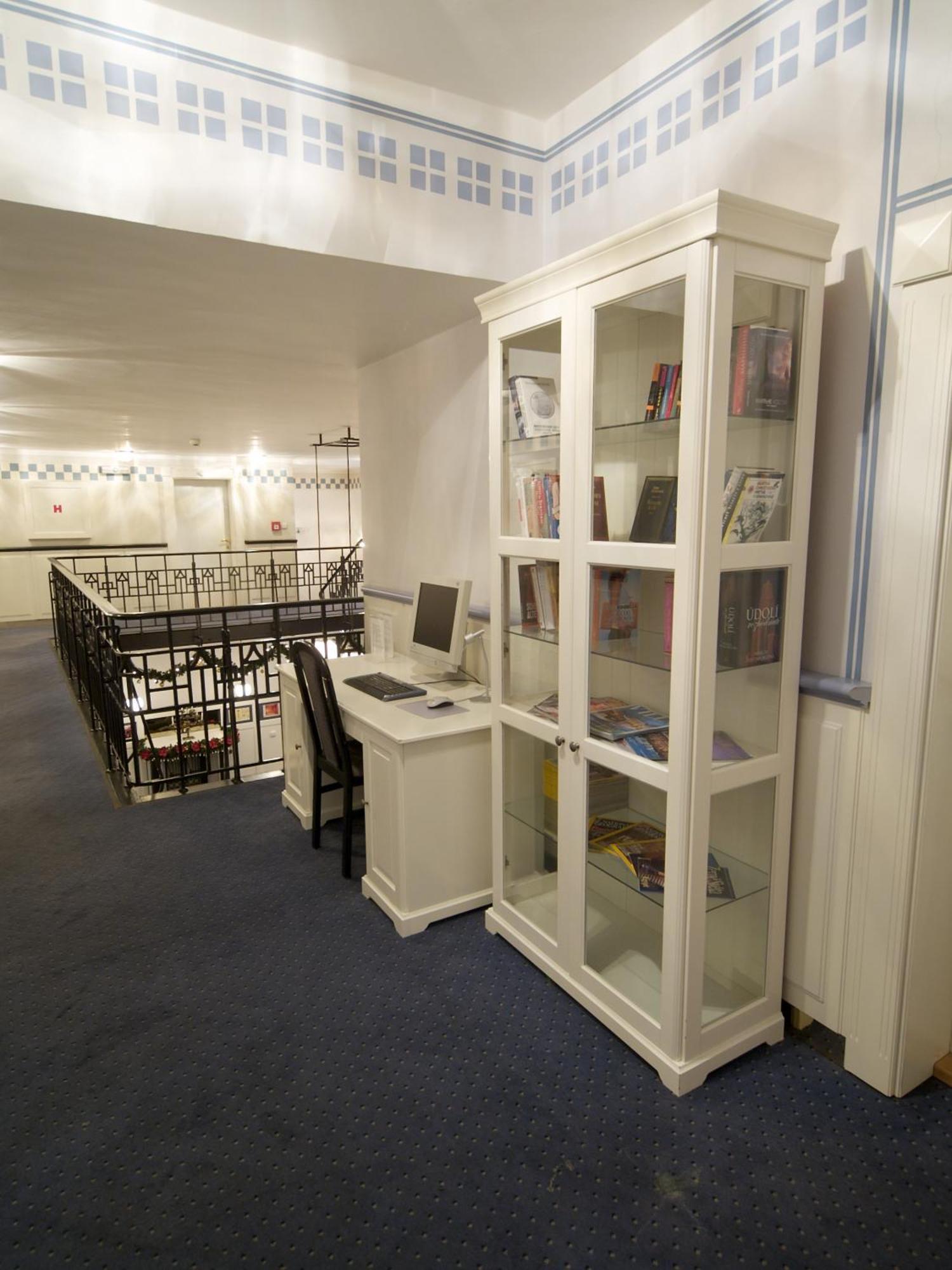 Art Deco Hotel Hoffmann クラドノ エクステリア 写真